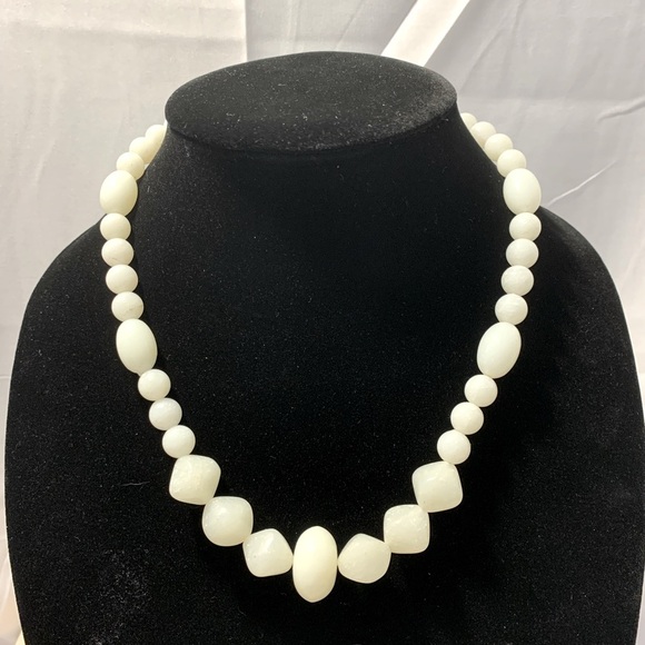 Jewelry - White Agate Stone Necklace